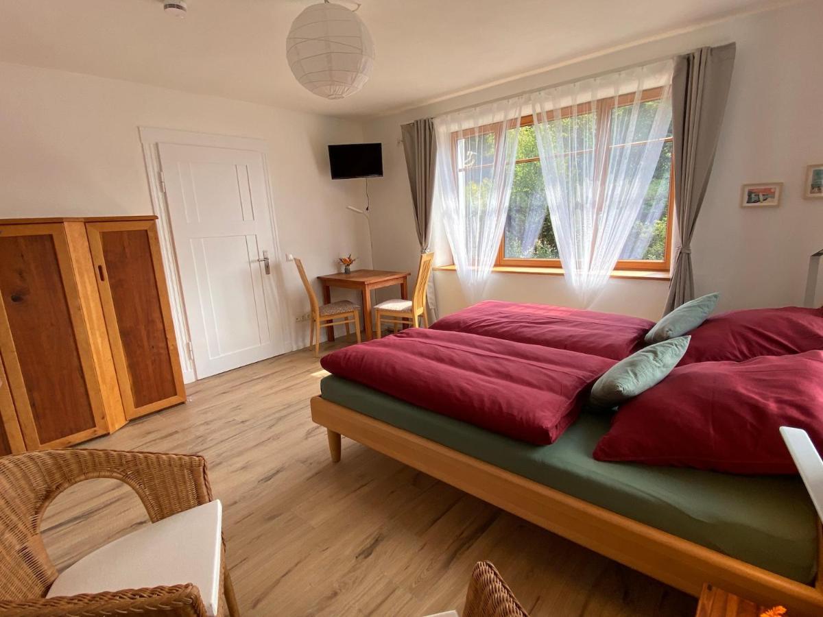 Kleine-Radoase, Ruhiges Oekologisch Renoviertes Doppelzimmer Weilburg Ngoại thất bức ảnh
